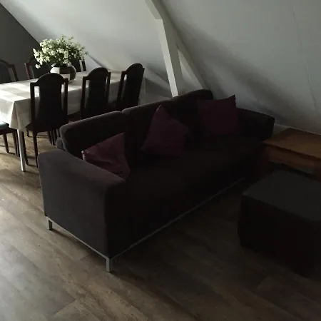 Bij Verhoeven 3*
