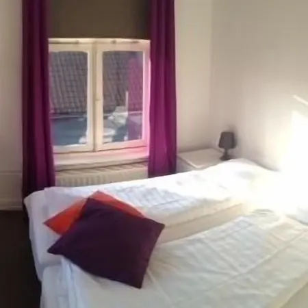 Bij Verhoeven 3* ゼーフェンベルゲン